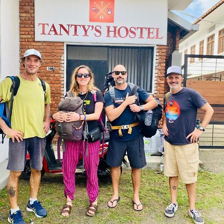 Tanty'S Hostel กอลล์ ภายนอก รูปภาพ