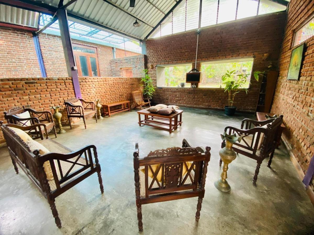 Tanty'S Hostel กอลล์ ภายนอก รูปภาพ
